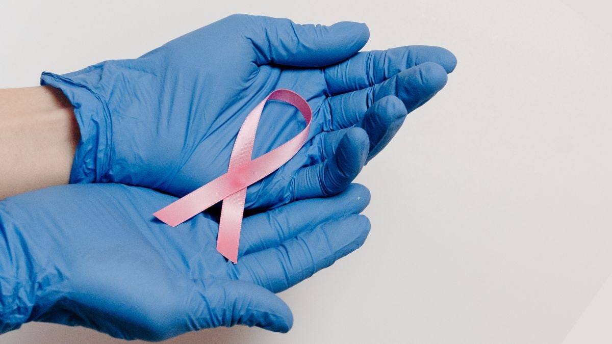 Can a blood test detect breast cancer early?